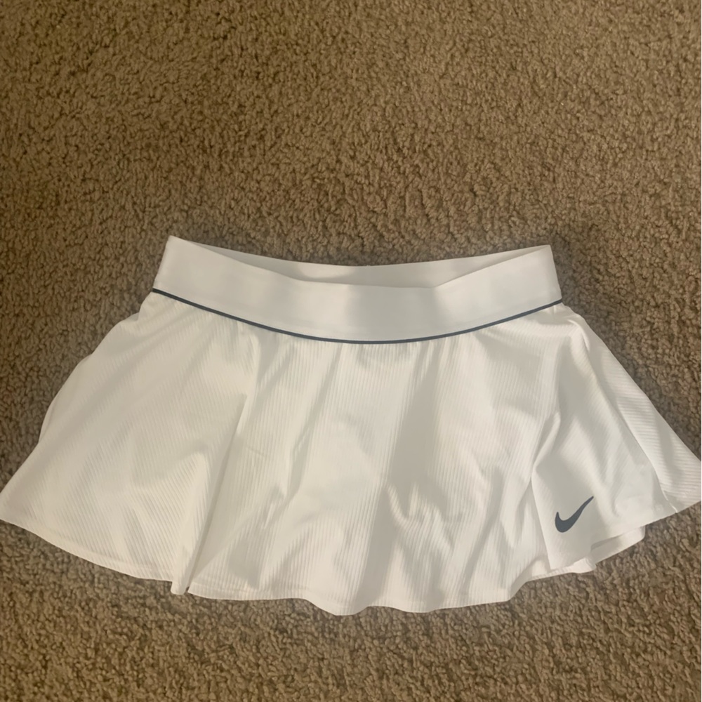 BRAND NEW Girls Nike Tennis Skirt
